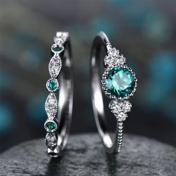 SIGNATURE COLLECTIONS SGR007 Romantic Confession Emerald Green Dual Rings-4854