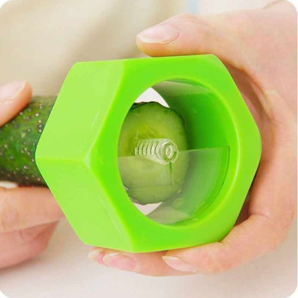 Multi-Purpose Plastic Vegetable Cutter Screw Cucumber Slicer, Assorted Color-4372