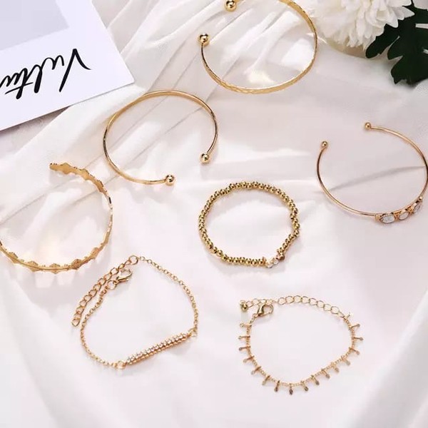 SIGNATURE COLLECTIONS Bohemian Style 7Pcs Gold Plated Adjustable Bracelets -5870