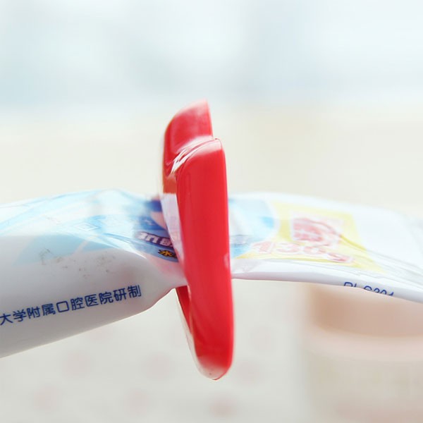 Multi-function Lips Toothpaste Squeezer, Assorted Color-4398