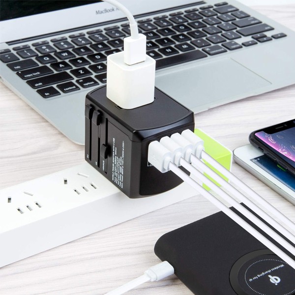 Traveling Abroad Charging Adapter 4 USB+2 Type C-7587