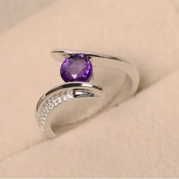SIGNATURE COLLECTIONS Purple Solitaire Ring SGR011